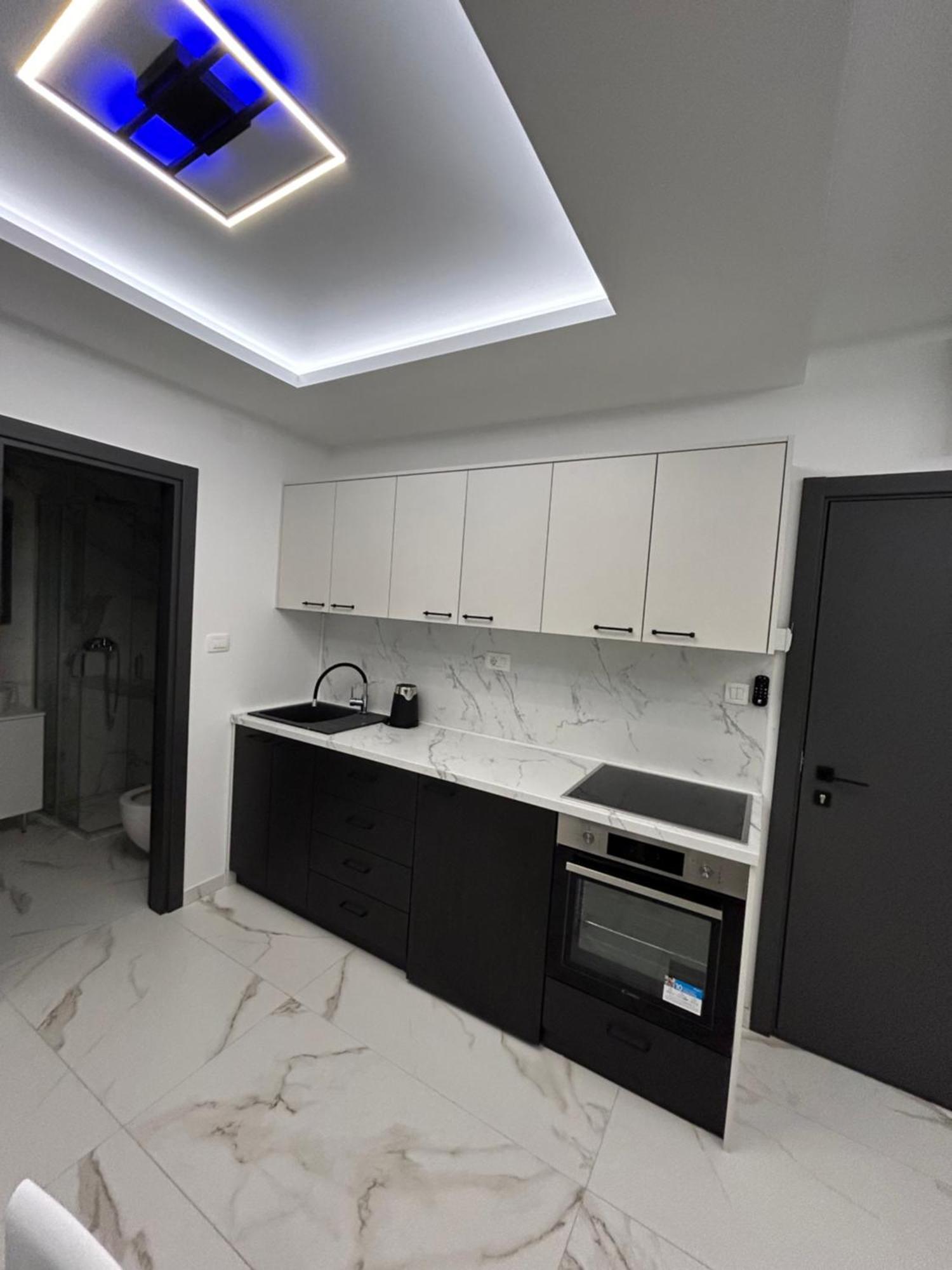 Merlin Prestige Apartments Budva Luaran gambar