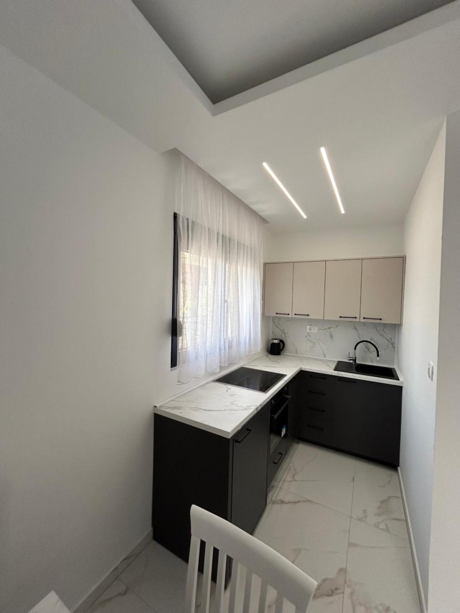 Merlin Prestige Apartments Budva Luaran gambar