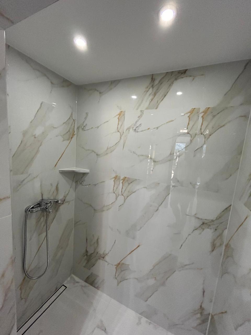 Merlin Prestige Apartments Budva Bilik gambar