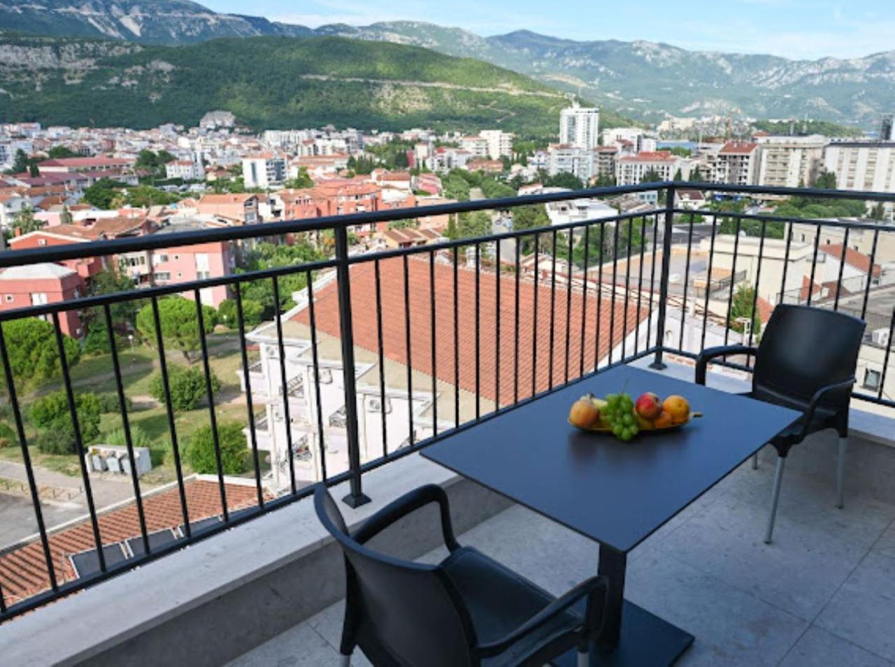 Merlin Prestige Apartments Budva Luaran gambar